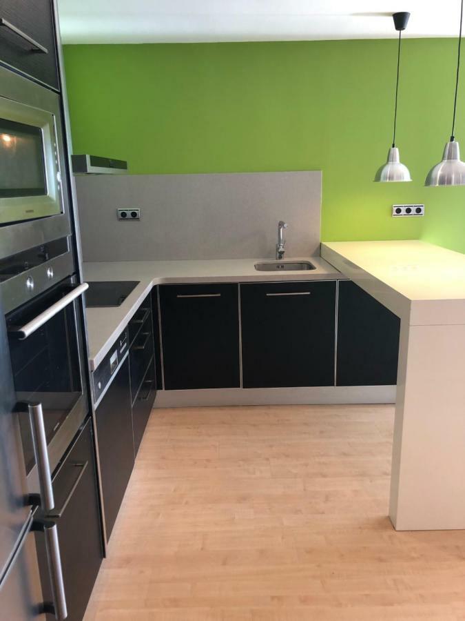 Apartamento Bruselas ซาลอว์ ภายนอก รูปภาพ